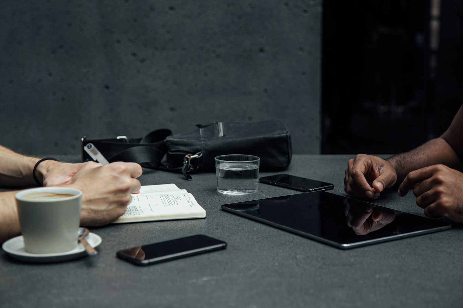 L’Avocat en Nouvelles Technologies : Un Guide Essentiel pour Sécuriser l’Innovation à l’Ère Numérique